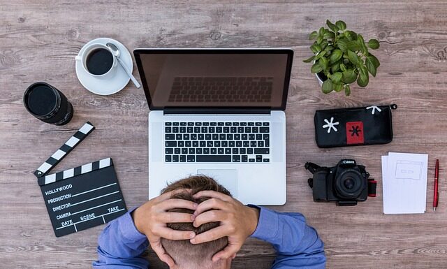 Jaki wpływ mają na nas media społecznościowe?