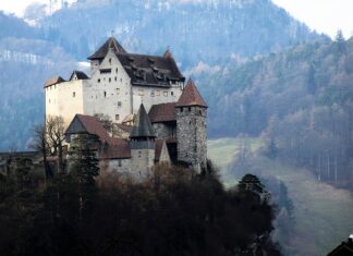 Co oznacza jak facet milczy?